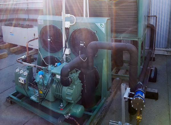 what are the signs your refrigeration system needs repair?